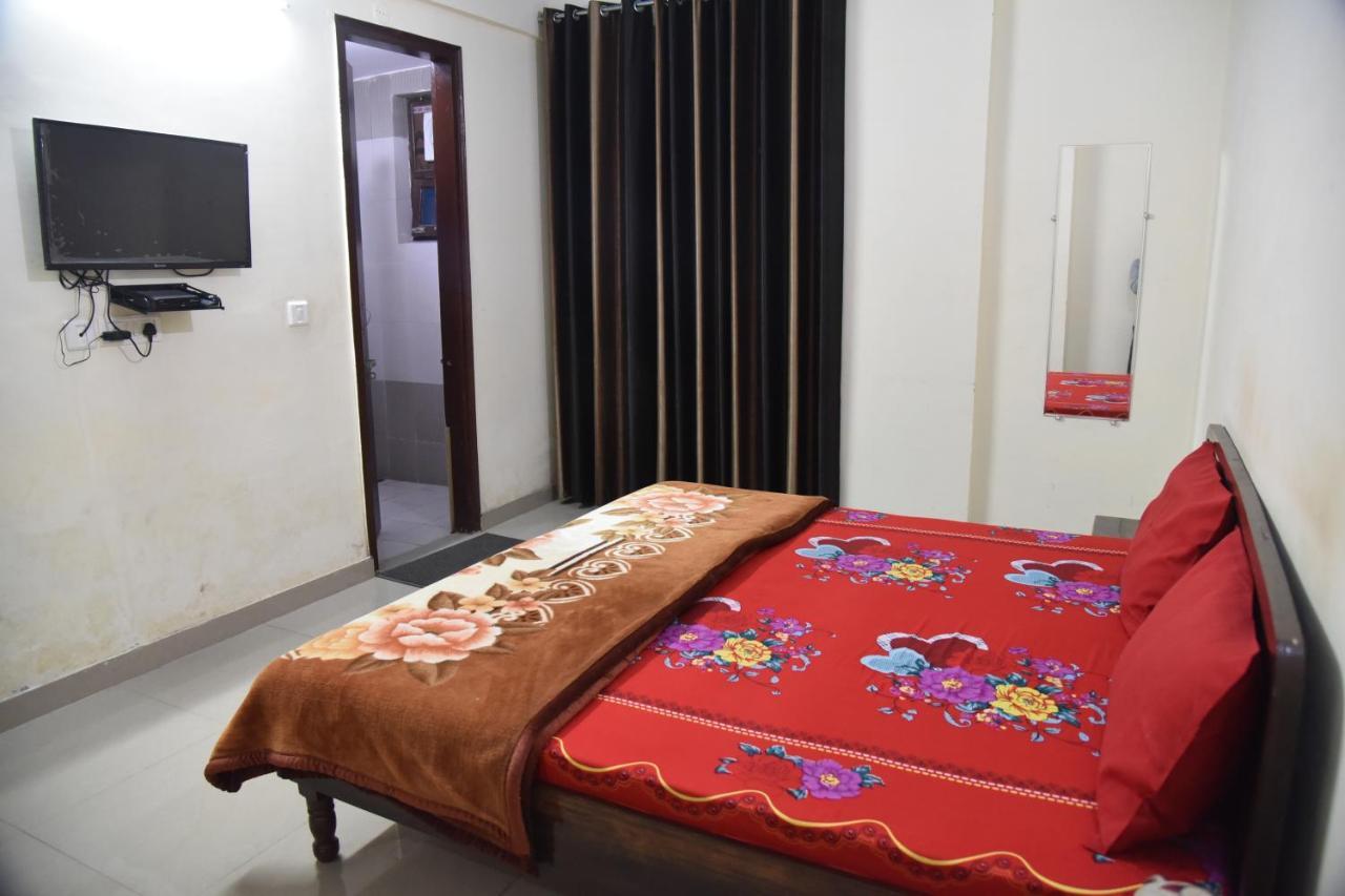 Gopi Dham Hotel Haridwār Exterior foto